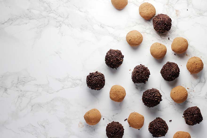 Low Cal Christmas: Rum Balls